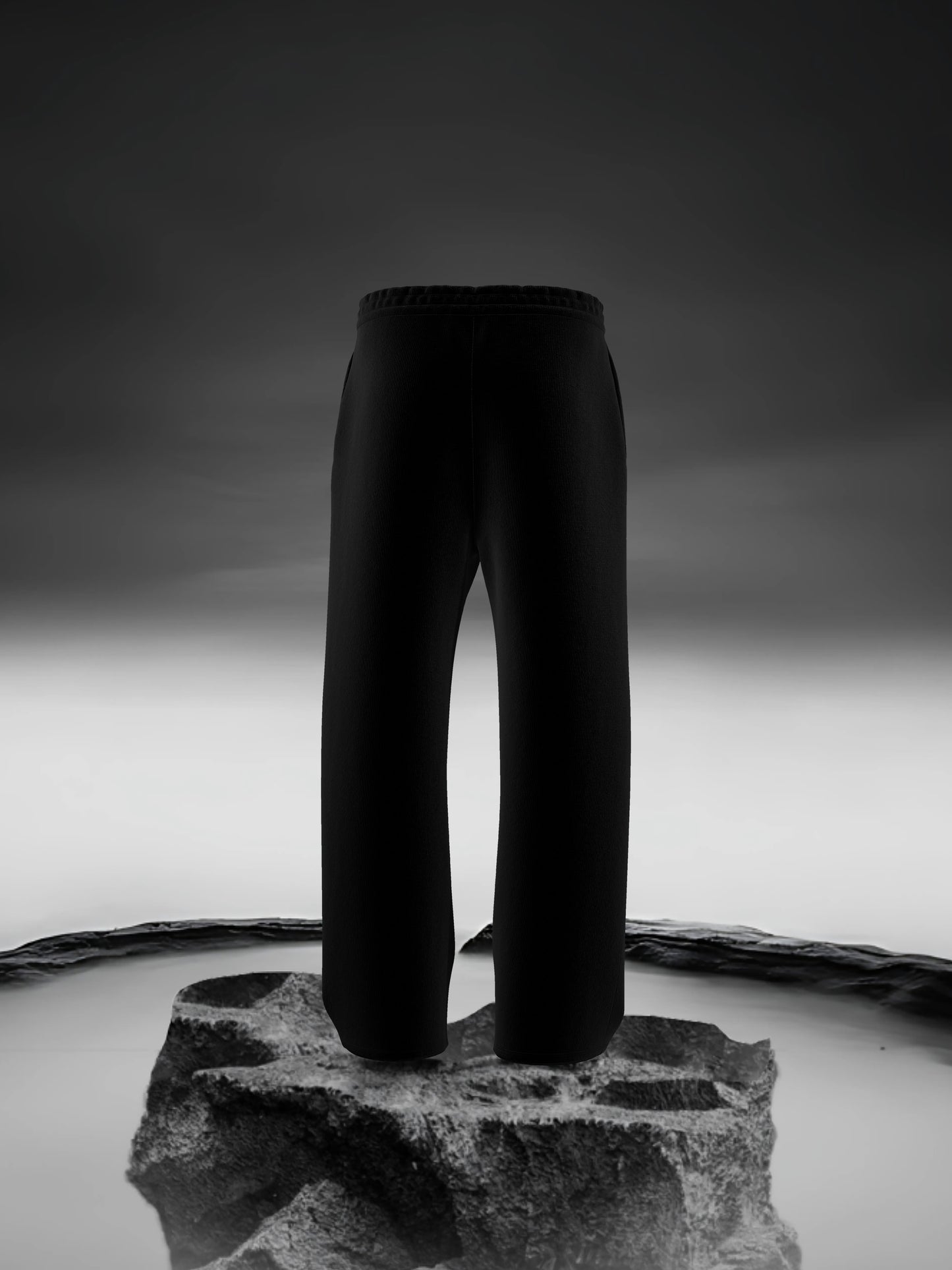 TIGER STRAIGHT FIT SWEATPANTS